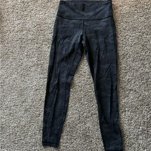 LULULEMON WUNDERUNDER SZ 8